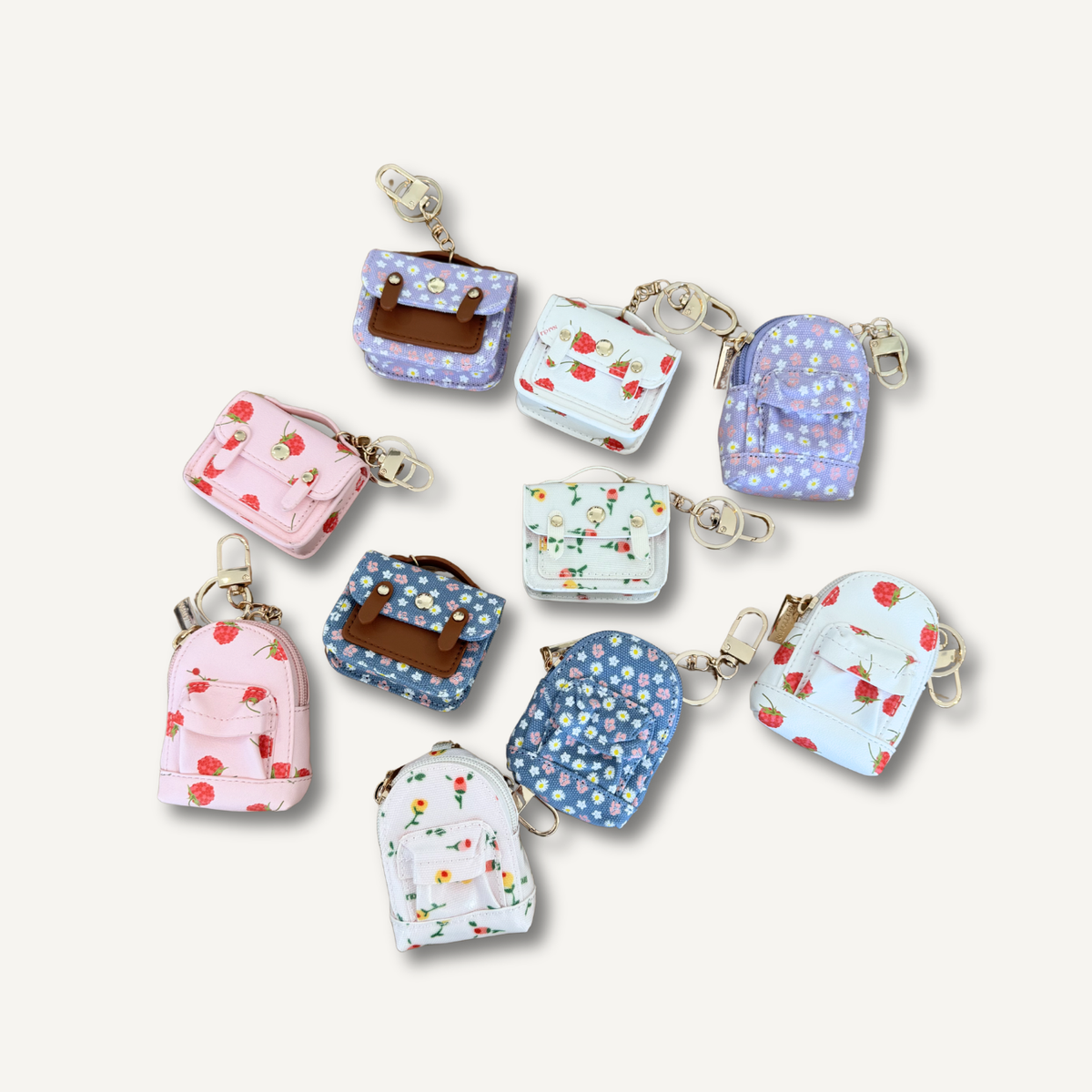 Charms Collection Estate 2026 | 10495