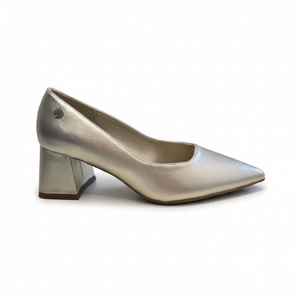 Décolleté champagne tacco block laterale sfondo bianco