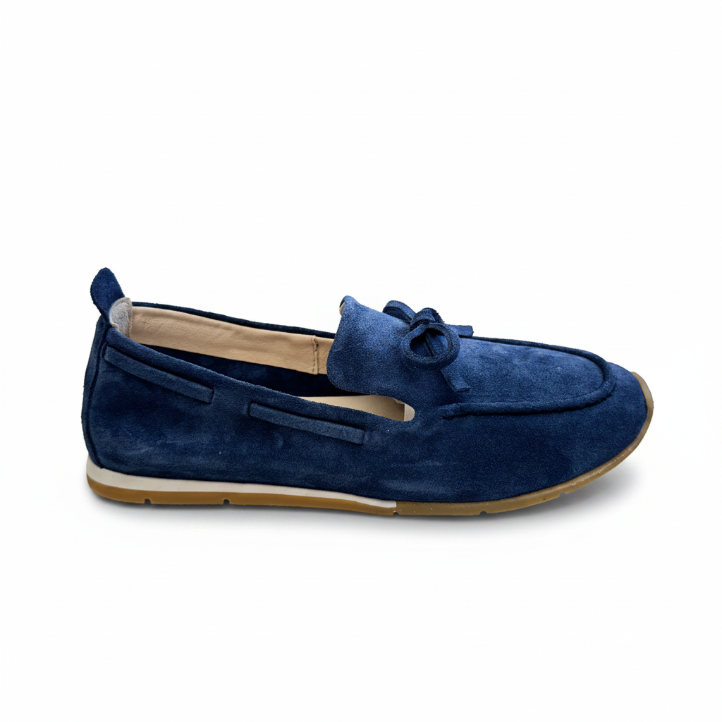 Mocassino guida blu navy suede laterale sfondo bianco