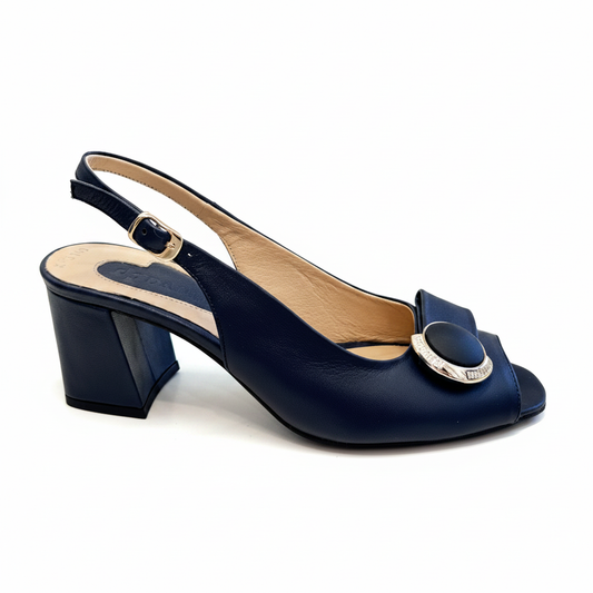 Slingback blu navy peep toe tacco block laterale sfondo bianco